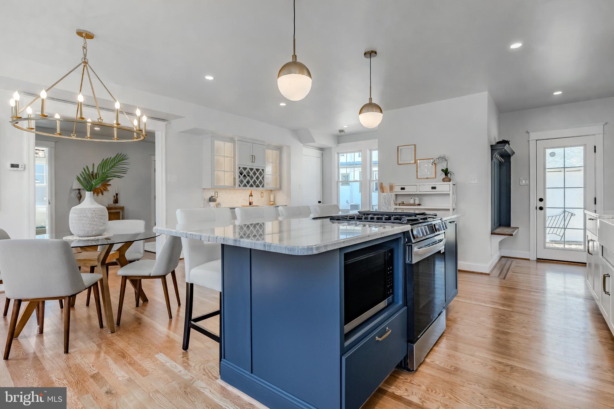 BROOKLINE - Residential