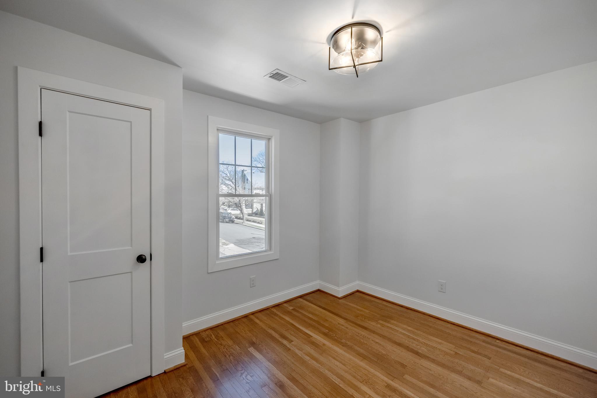 BROOKLINE - Residential