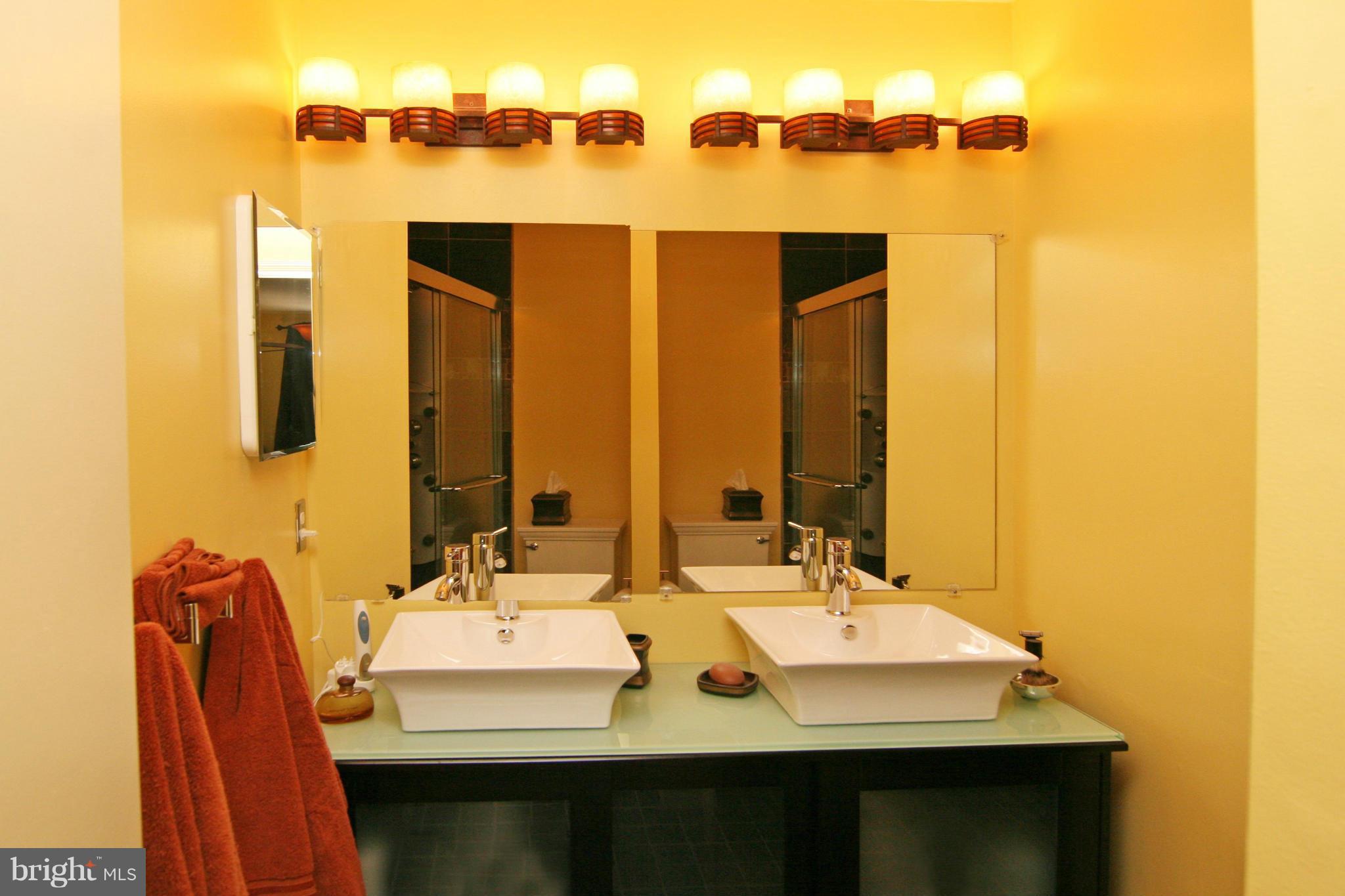 FOXRIDGE - Residential Lease