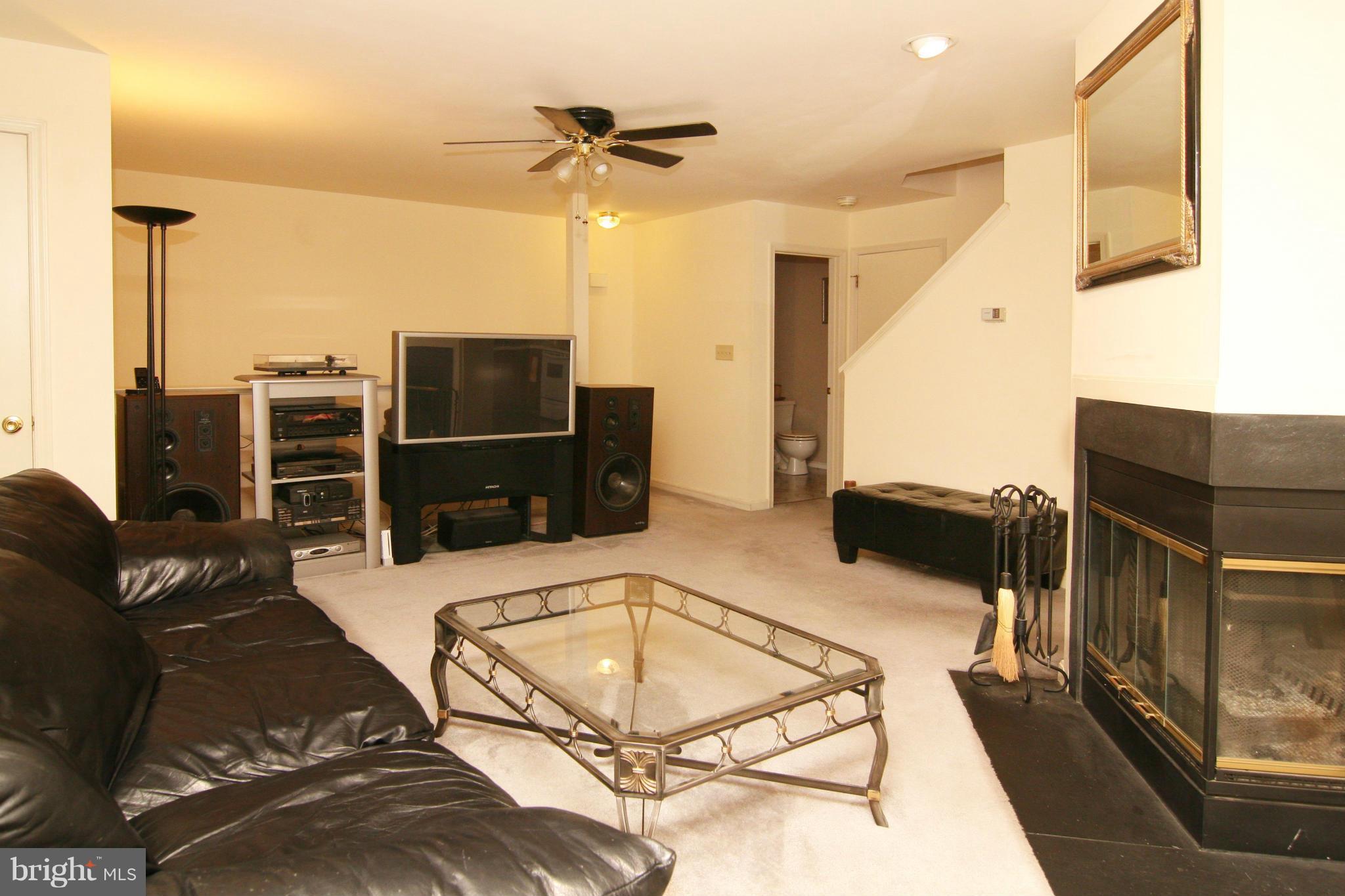 FOXRIDGE - Residential Lease