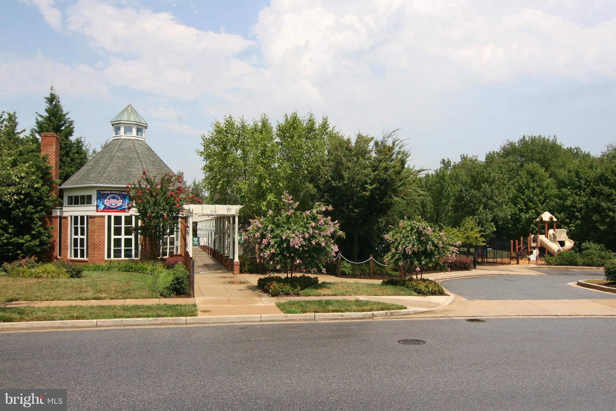 FOXRIDGE - Residential Lease