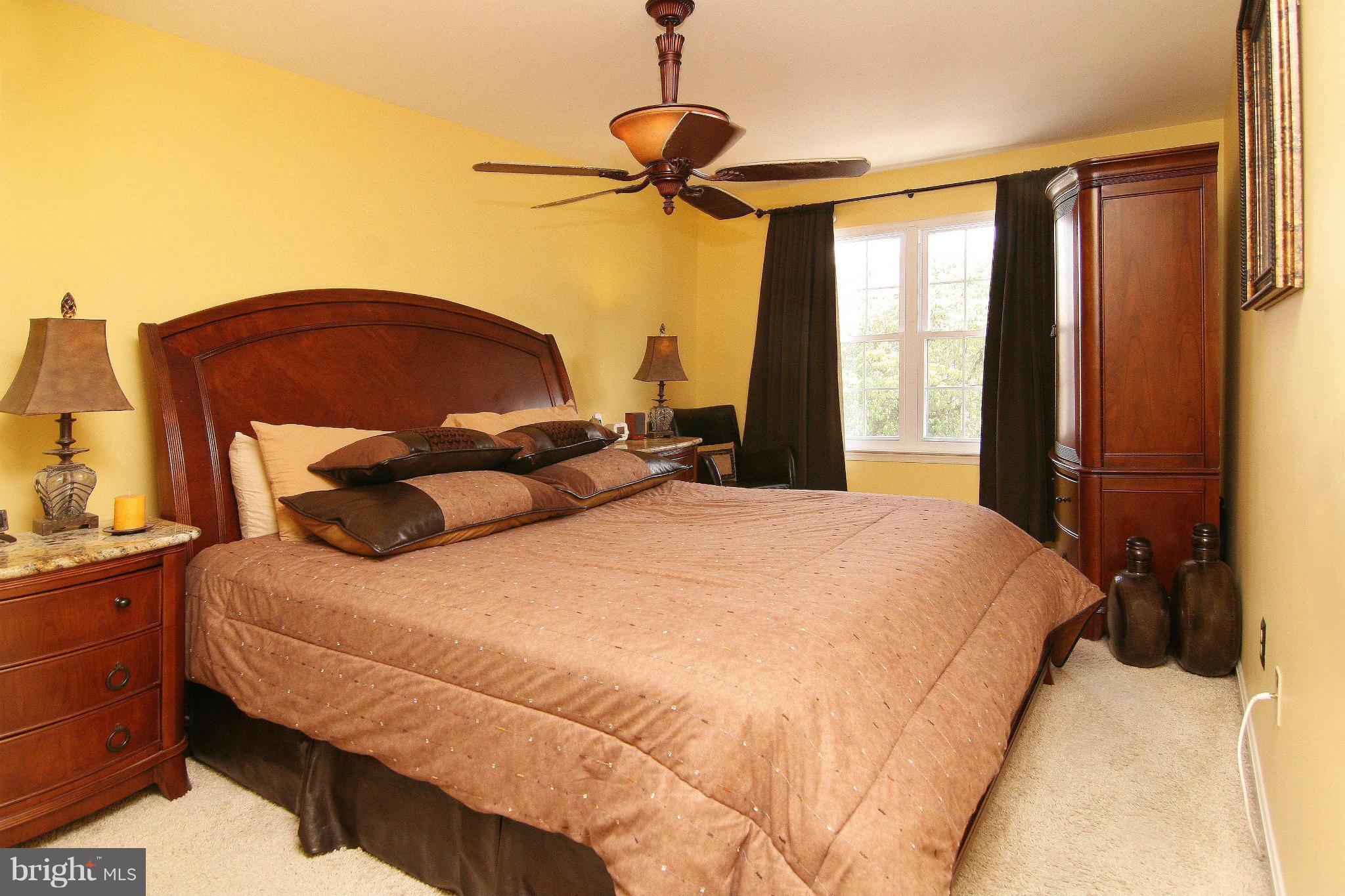 FOXRIDGE - Residential Lease