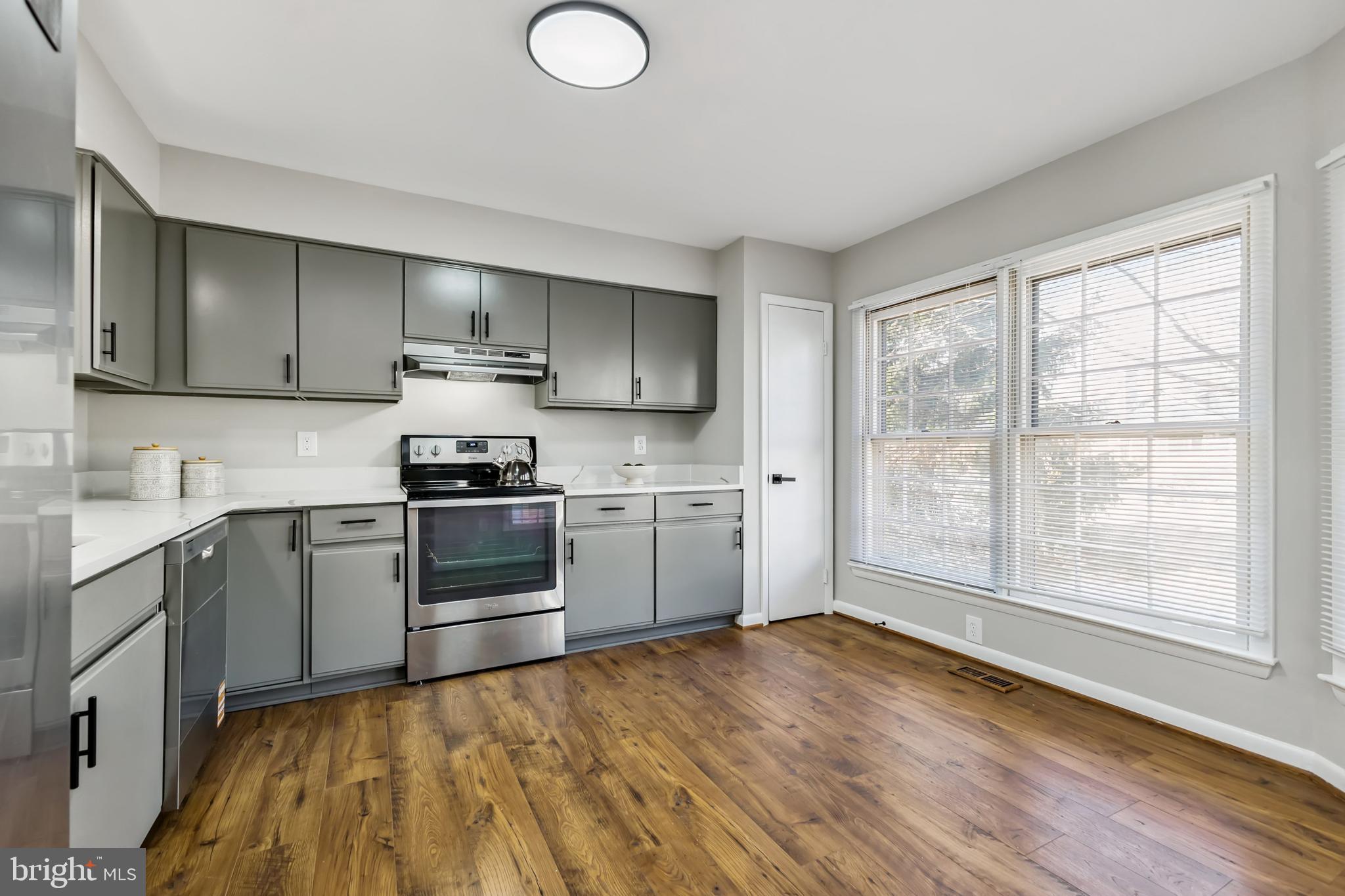 15056 SILVER LEAF COURT