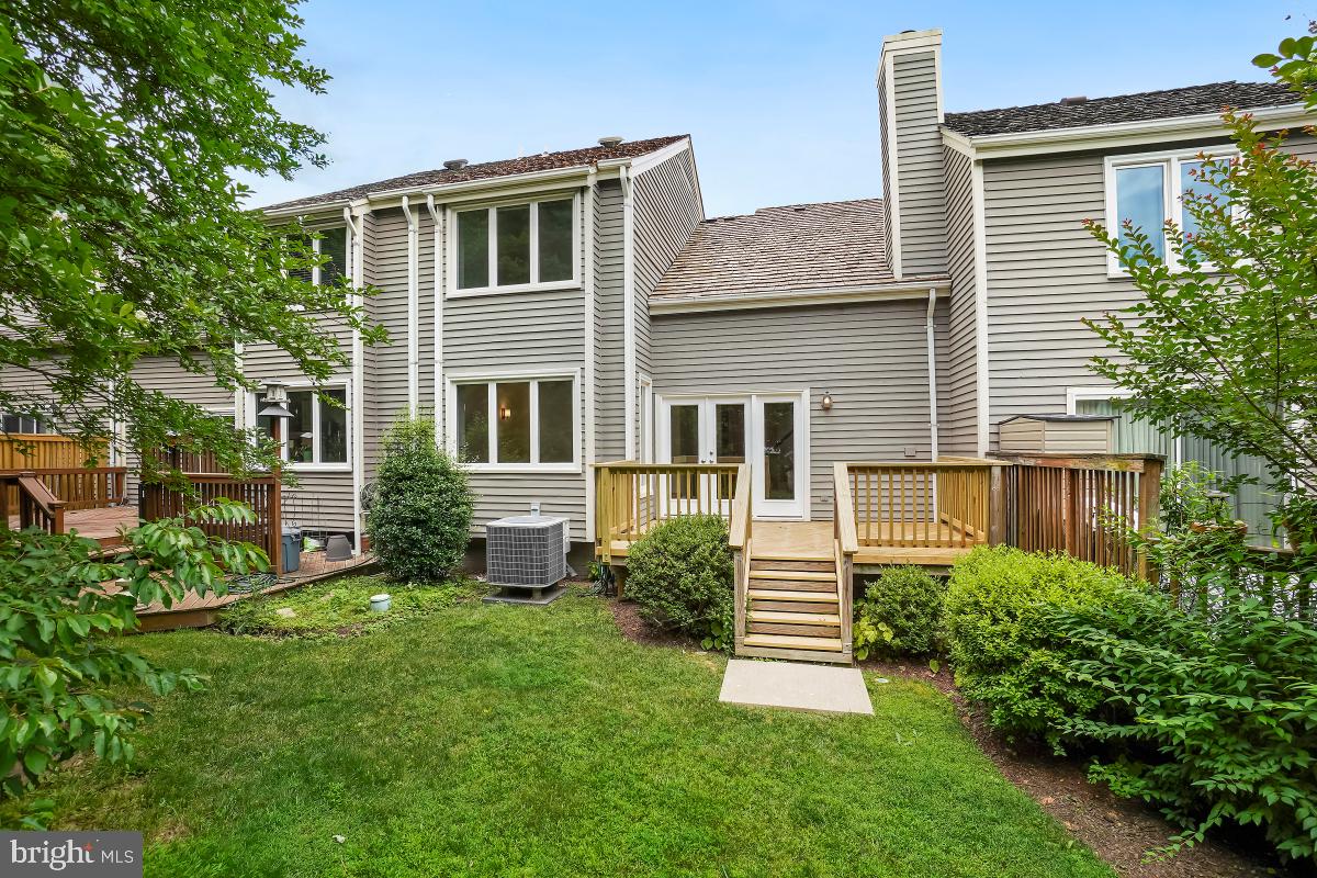 RESTON - Residential