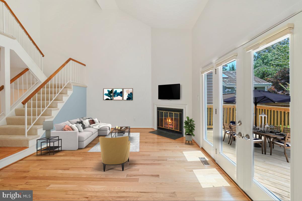 RESTON - Residential