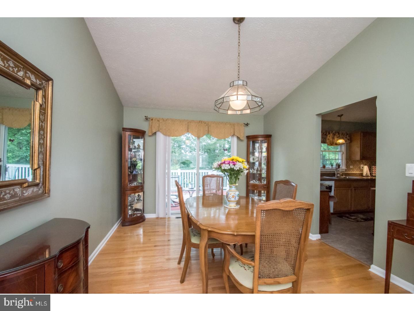 COLONIAL RIDGE - Residential