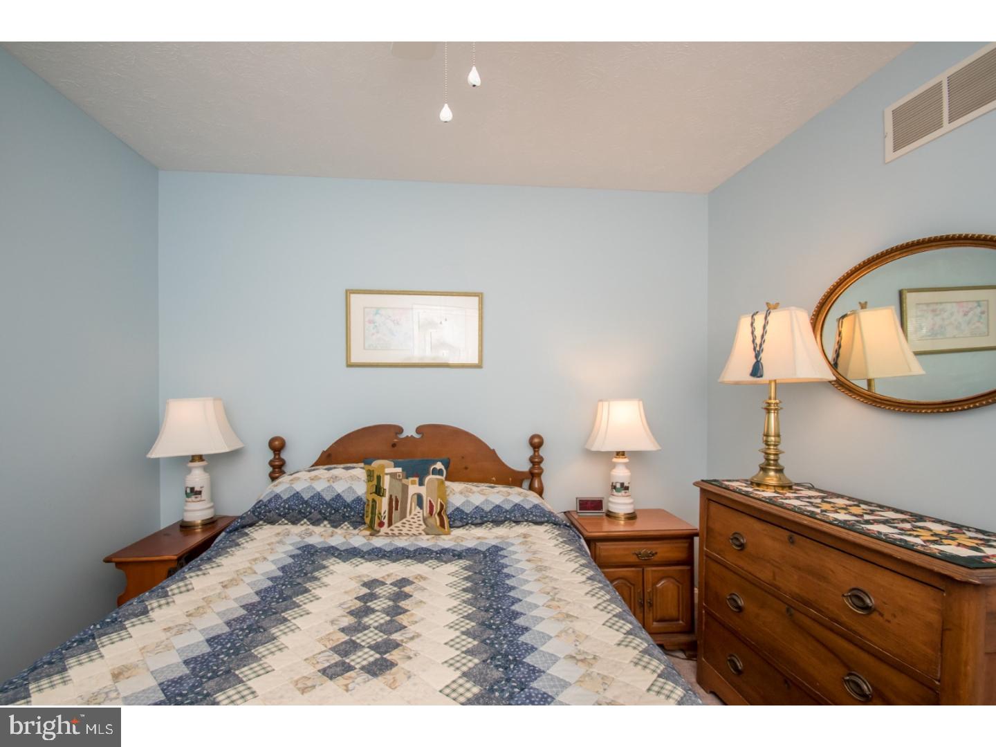 COLONIAL RIDGE - Residential