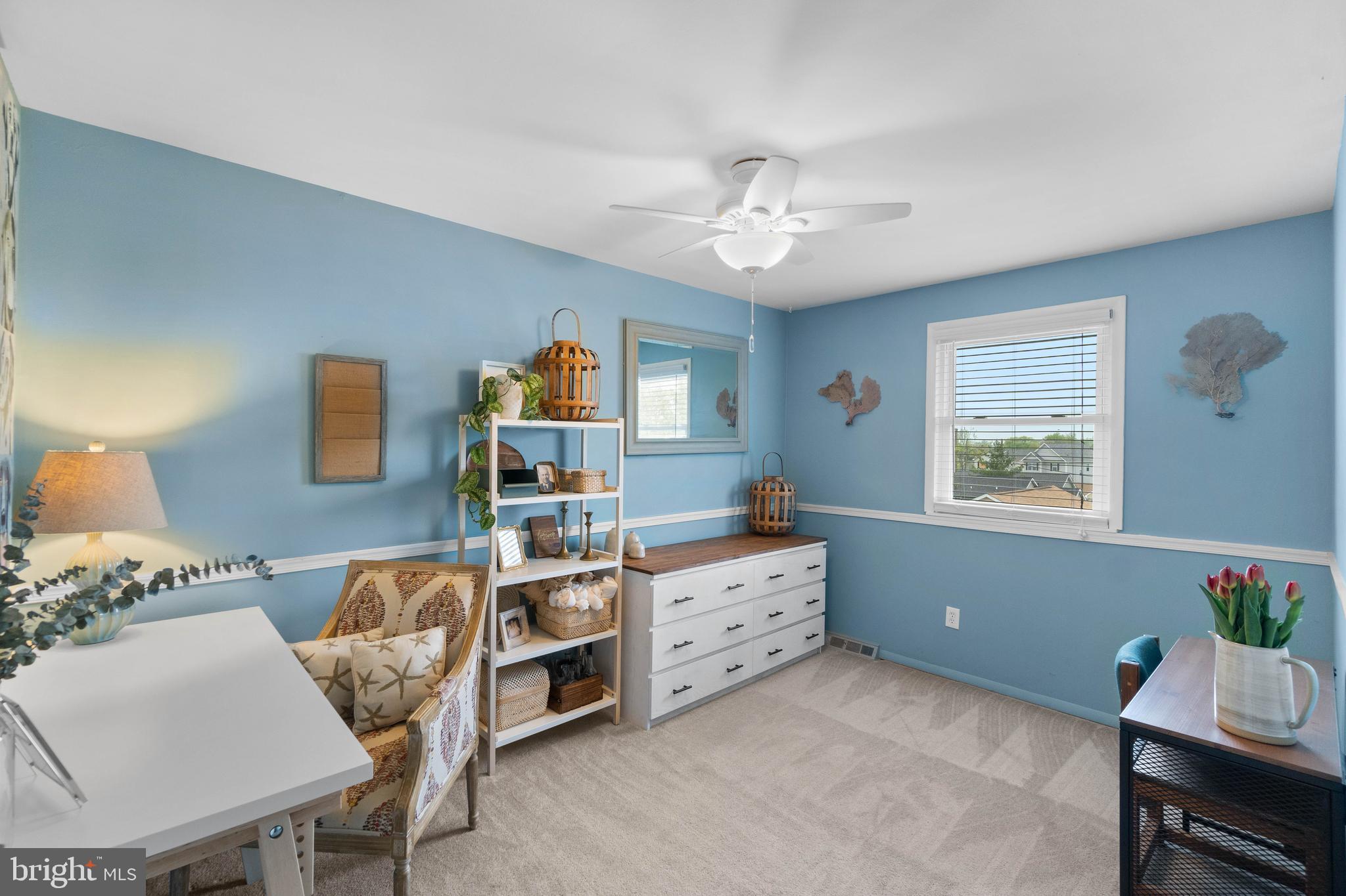 WOODLAND BEACH - Residential