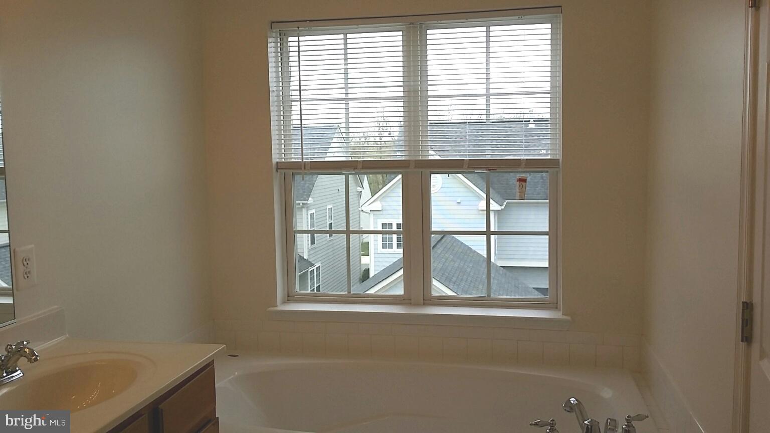 VILLAGE OF IDLEWILD - Residential Lease