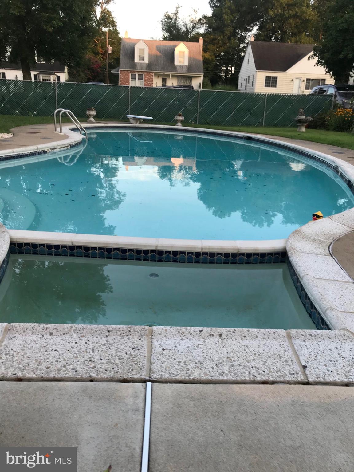 SALEM FARM - Residential