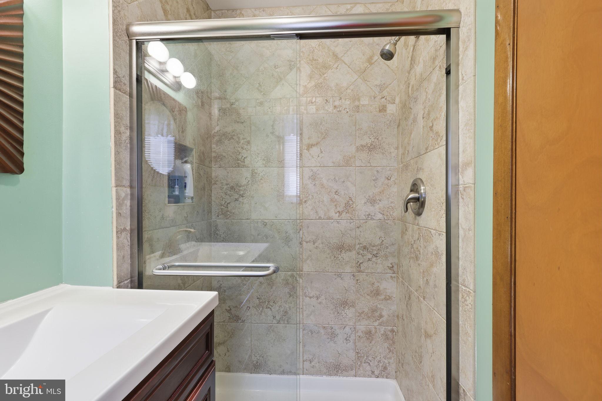 SALEM FARM - Residential