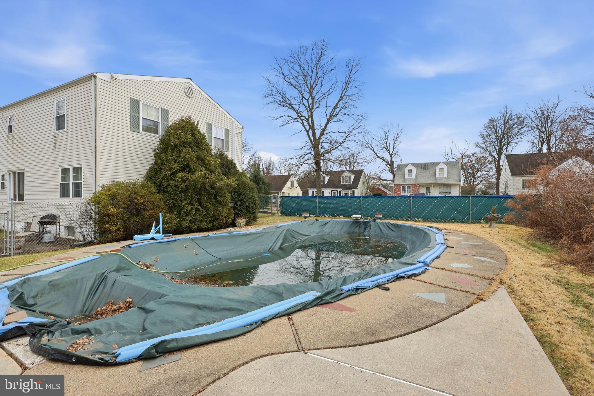 SALEM FARM - Residential