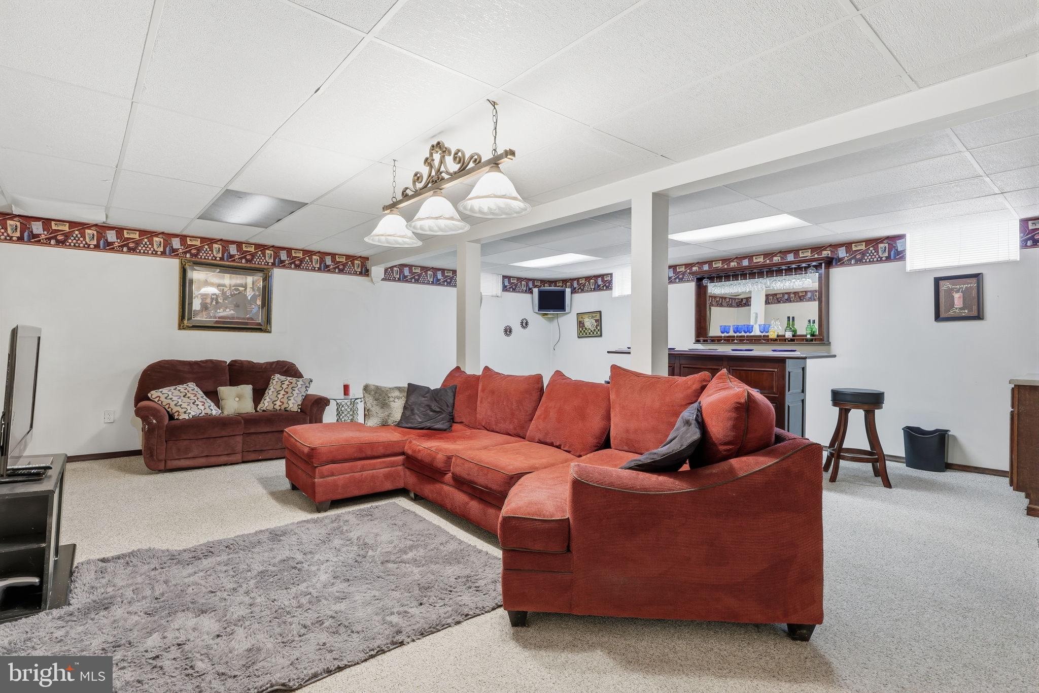 SALEM FARM - Residential