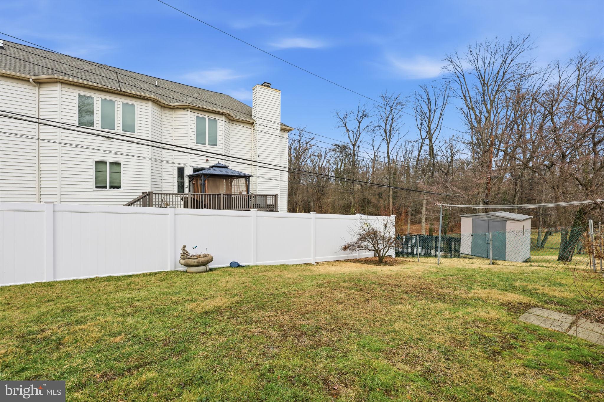 SALEM FARM - Residential