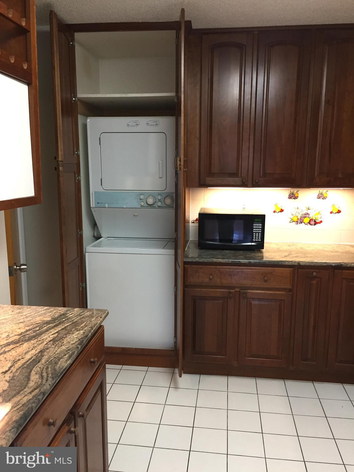 WATERGATE AT LANDMARK - Residential Lease