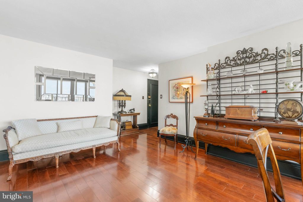 Photo of 1901 - 45 John F Kennedy Boulevard #2806, PHILADELPHIA, PA 19103 (MLS # PAPH2535372)