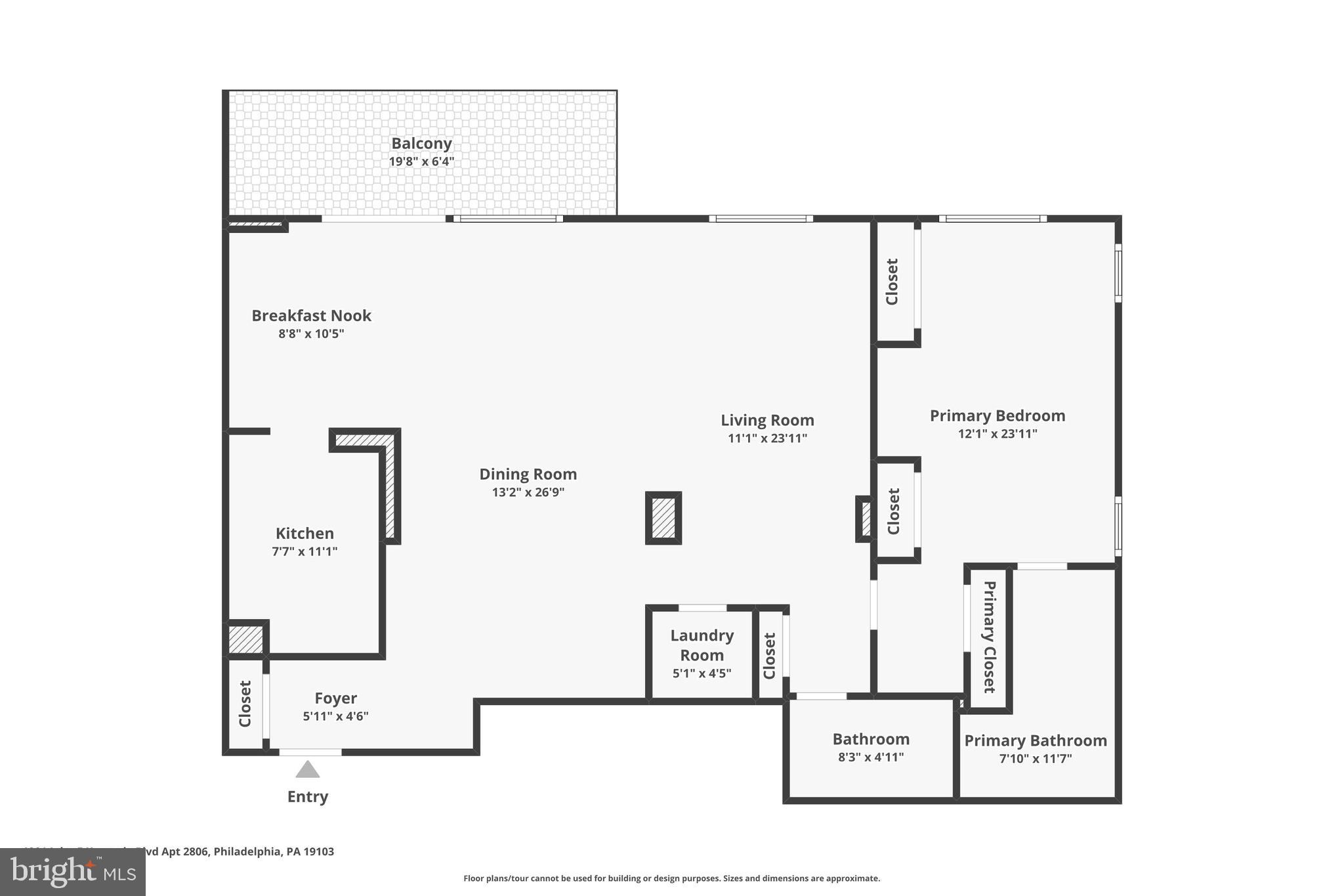 LOGAN SQUARE - Residential