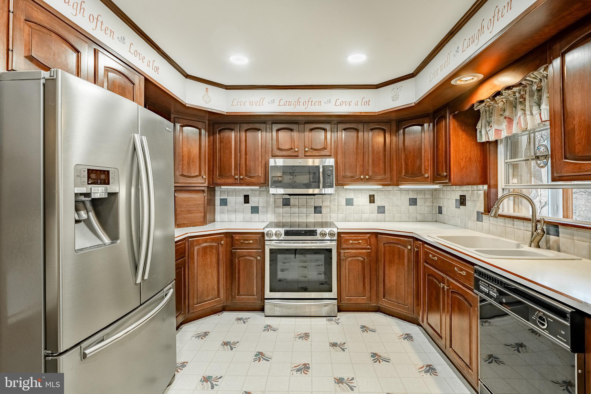 MAPLEFLOWER - Residential