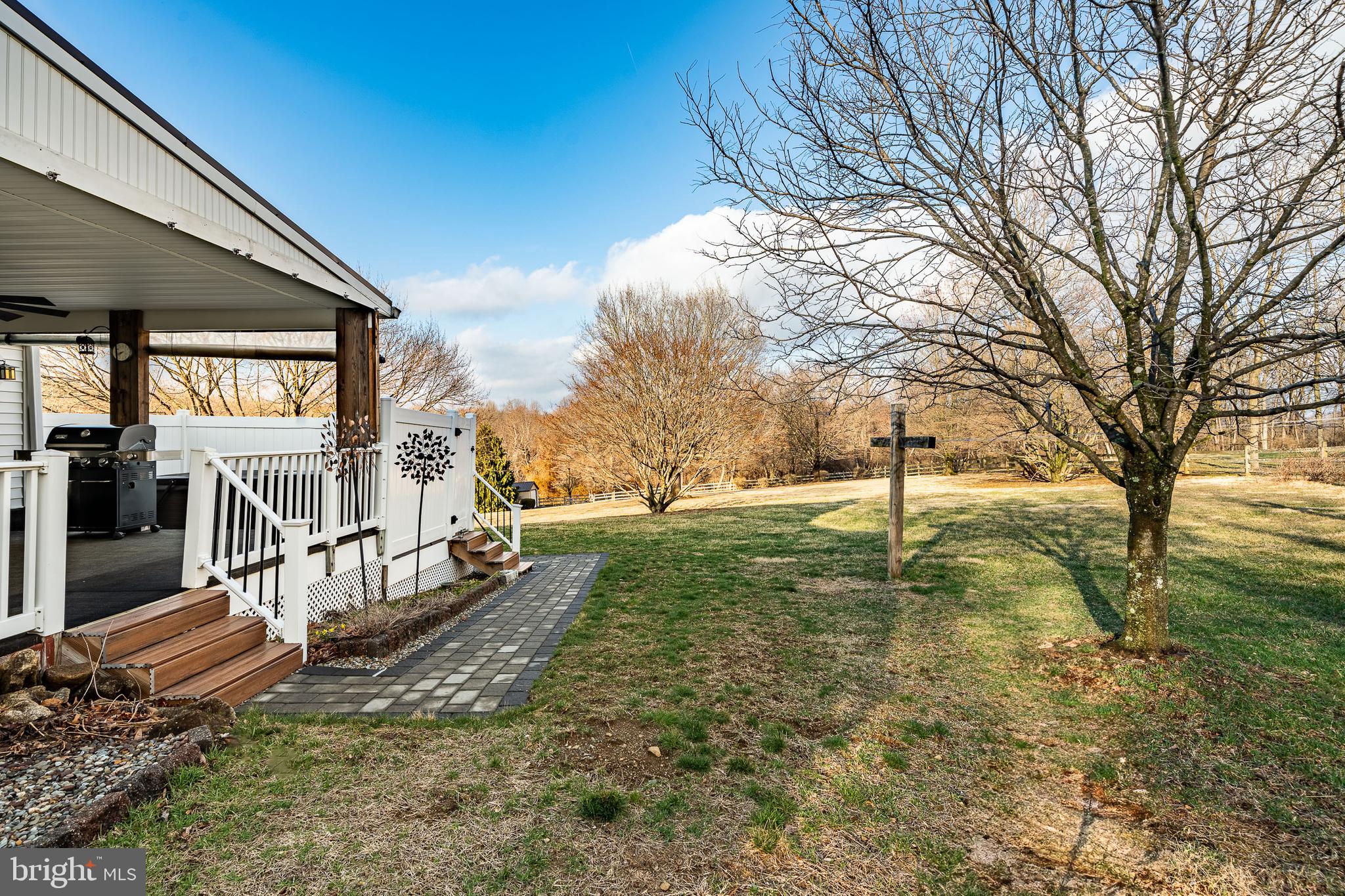 MAPLEFLOWER - Residential