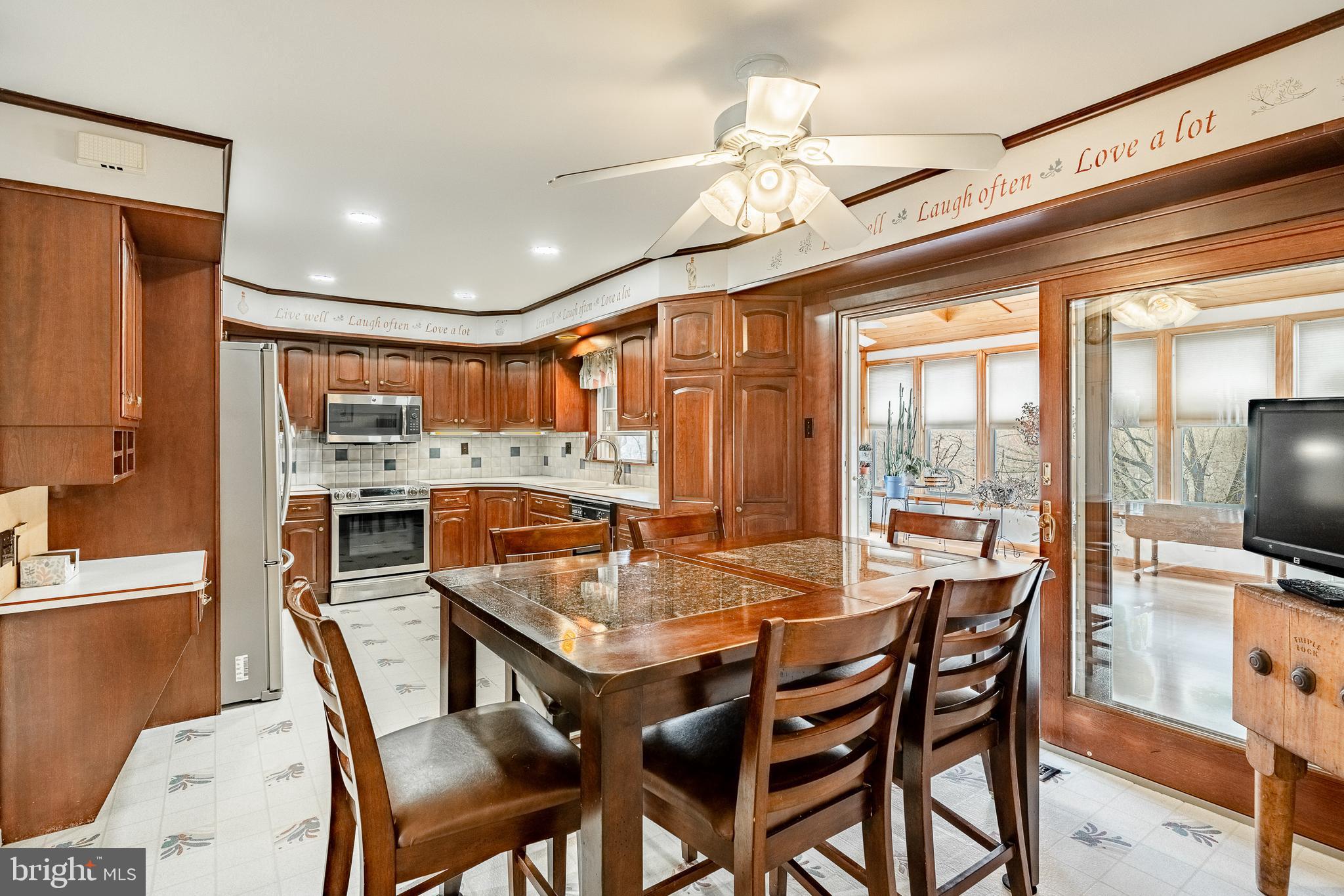 MAPLEFLOWER - Residential