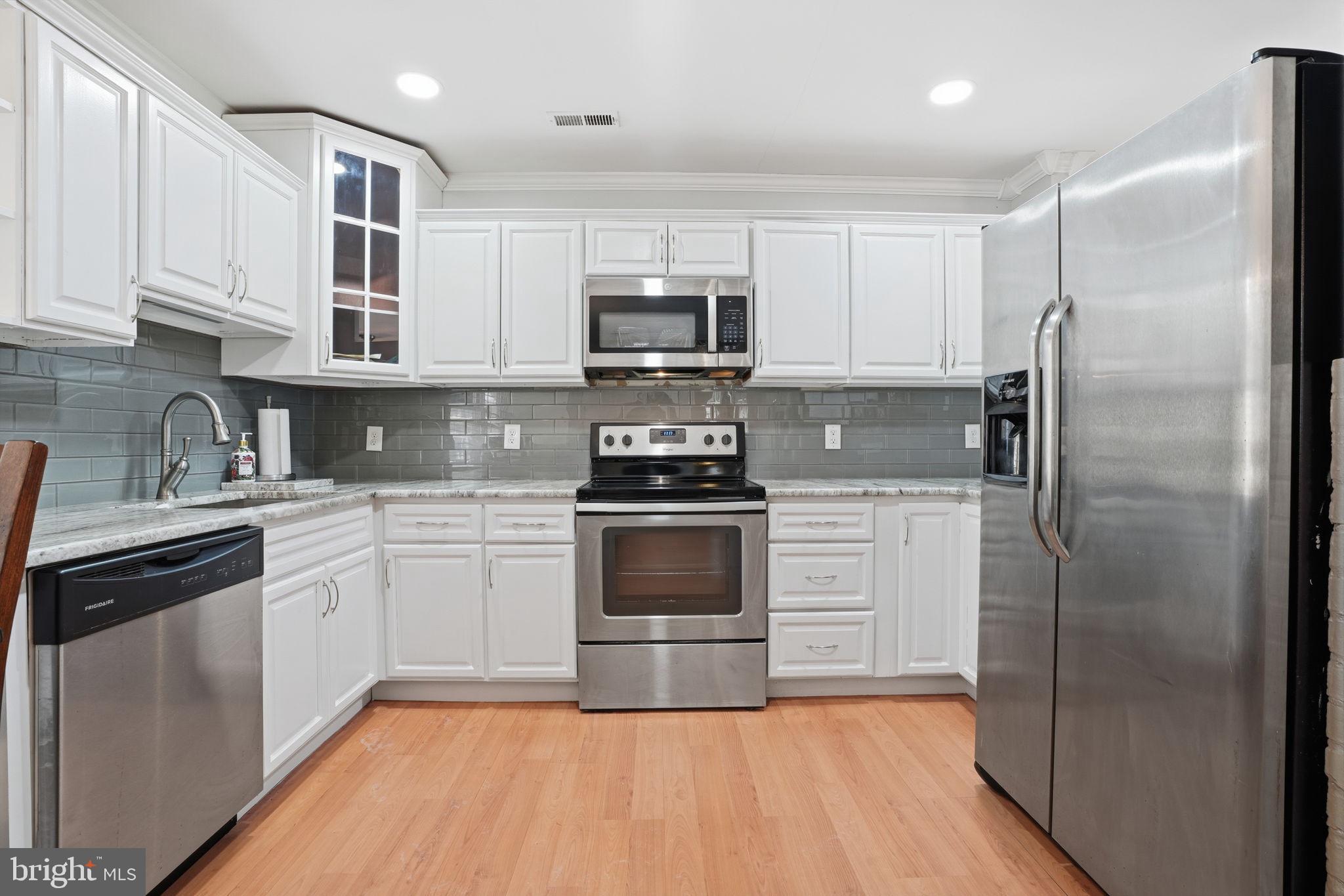 GREENBROOK - Residential