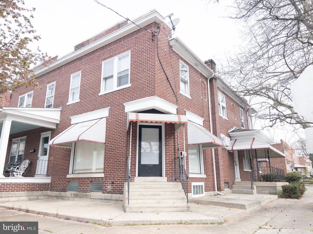 Photo of 81 S Pearl Street, Lancaster, PA 17603 (MLS # PALA2049388)