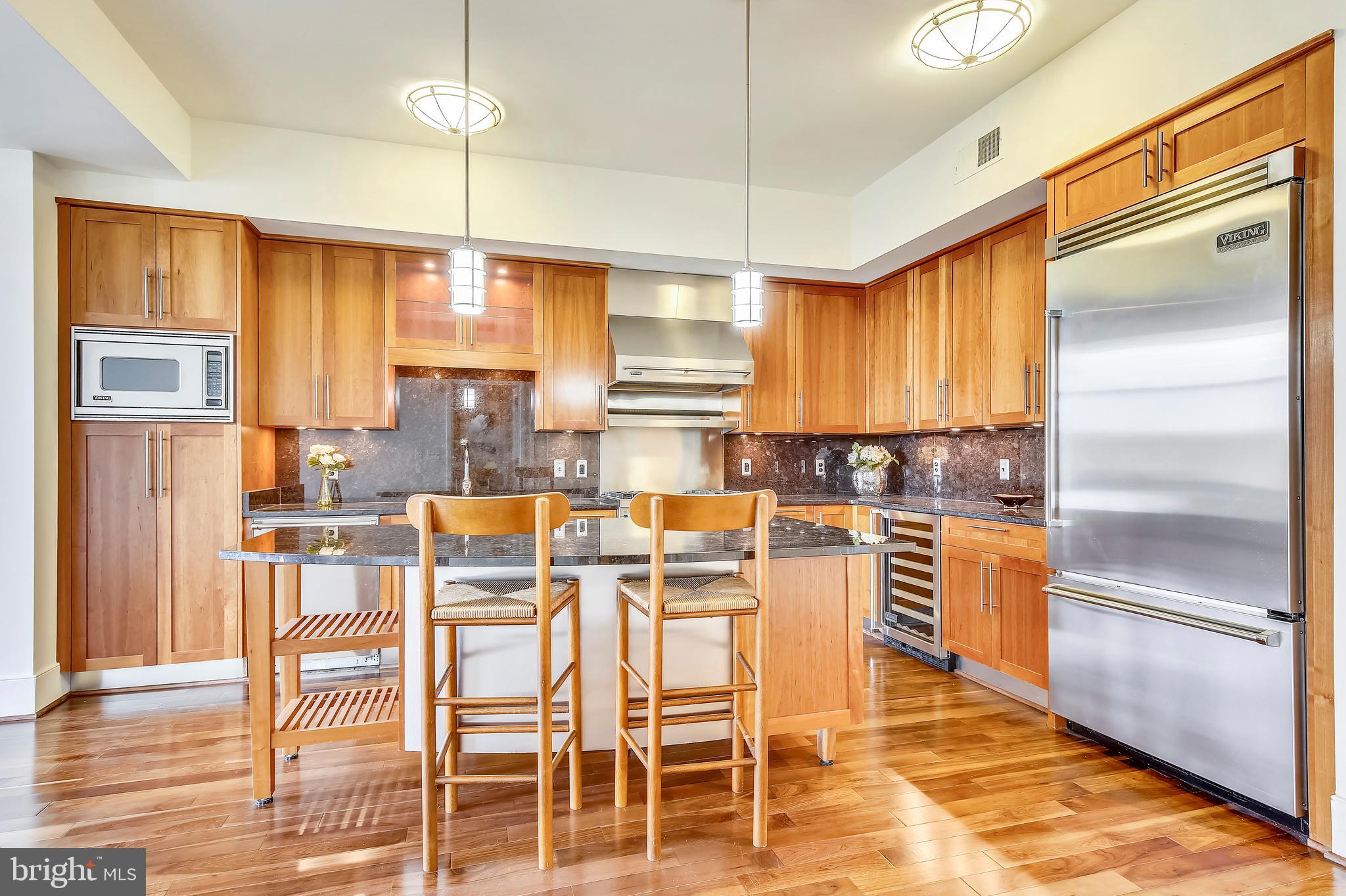 CHASE POINT - Residential