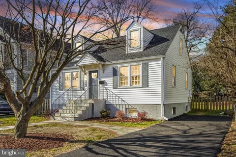 121 W Westmoreland Road, Falls Church, VA MLS: VAFA2002742