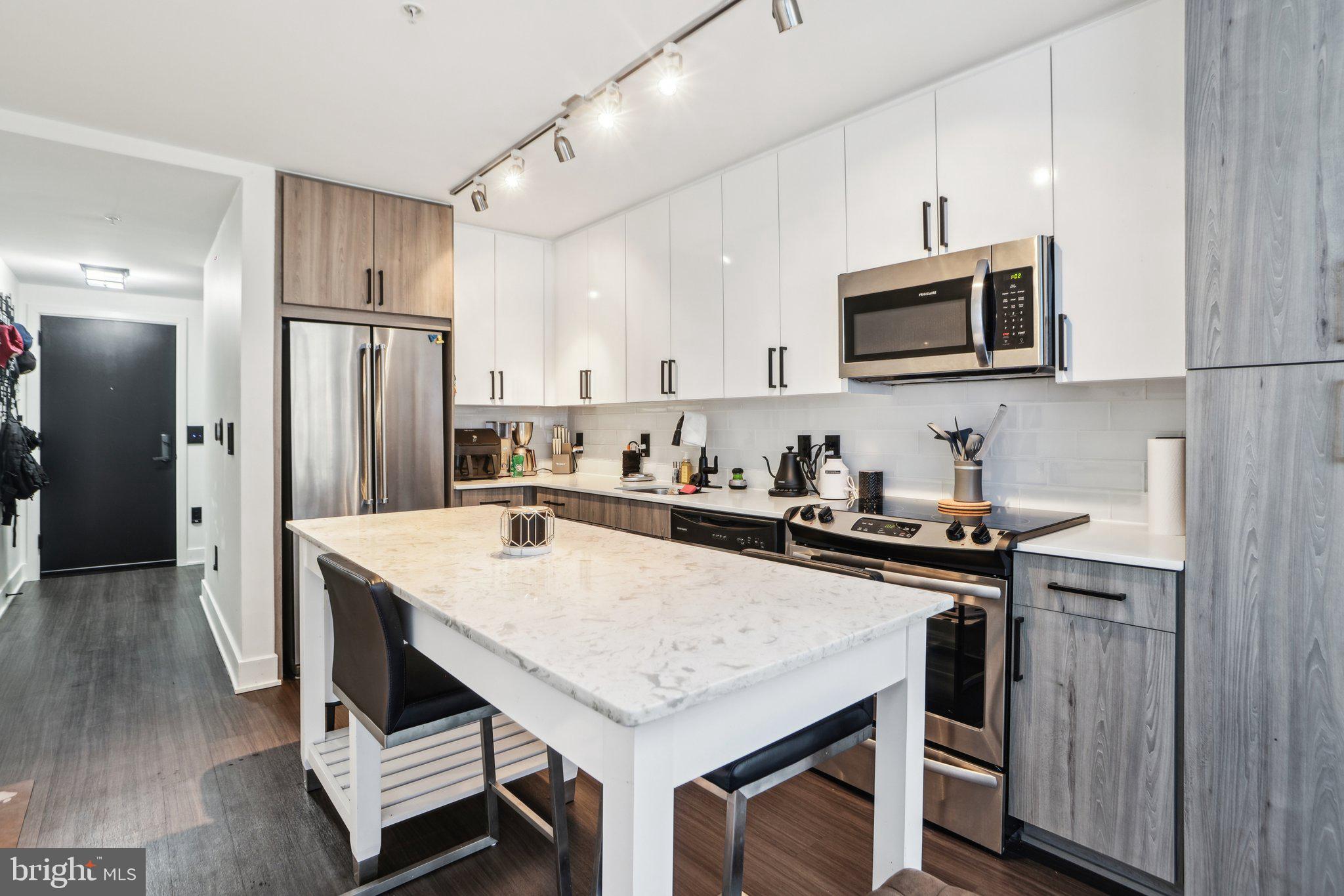 NATIONAL HARBOR - Residential Lease