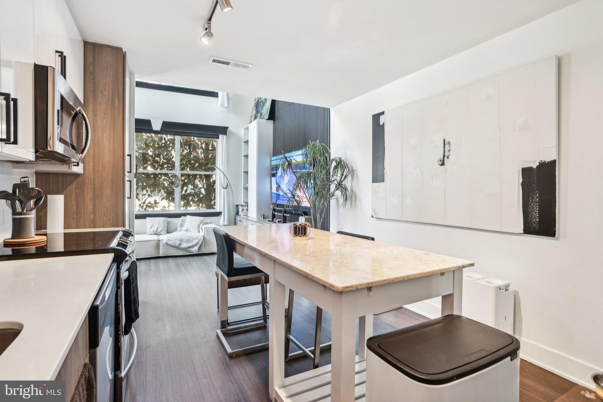 NATIONAL HARBOR - Residential Lease