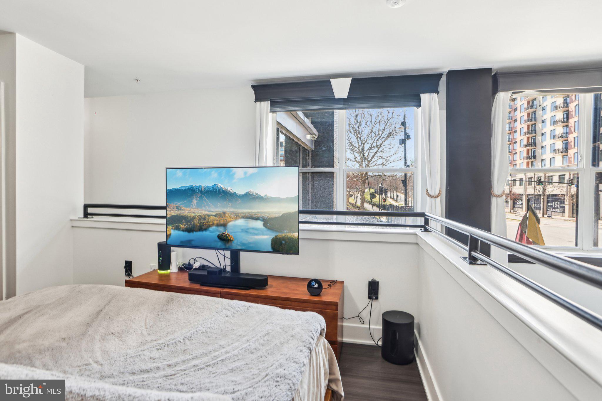 NATIONAL HARBOR - Residential Lease