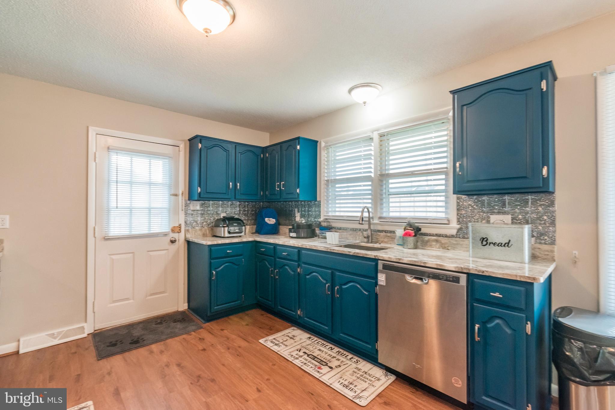 MEADOWBROOK - Residential