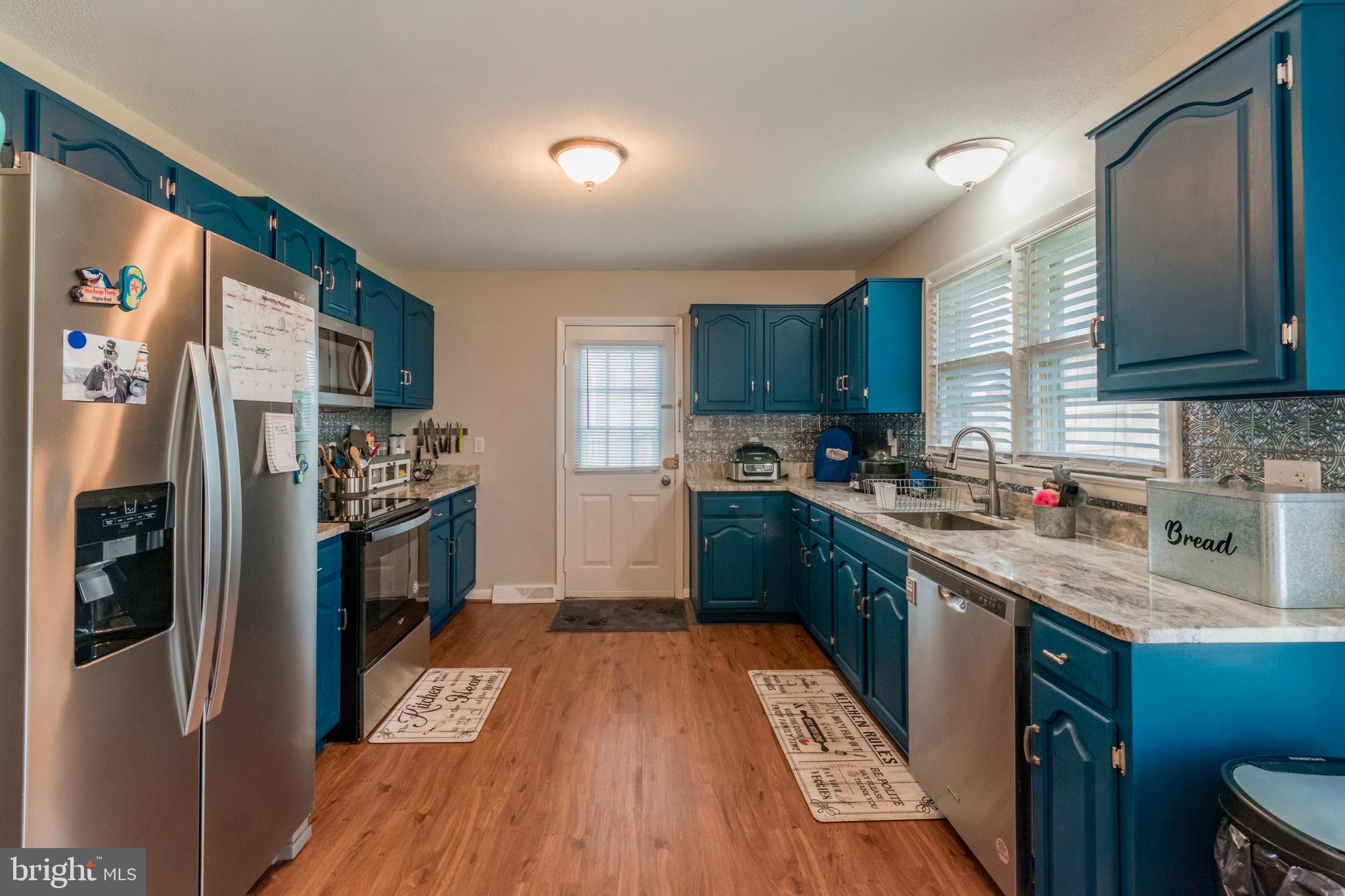 MEADOWBROOK - Residential