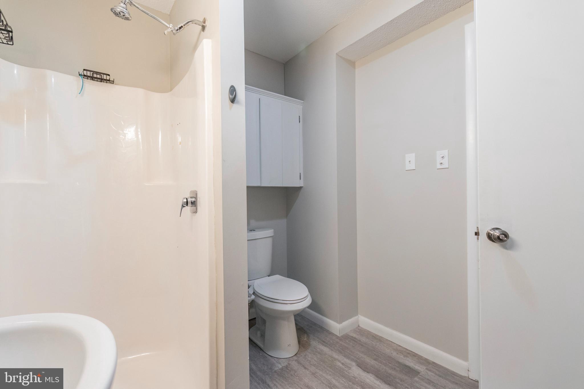 MEADOWBROOK - Residential