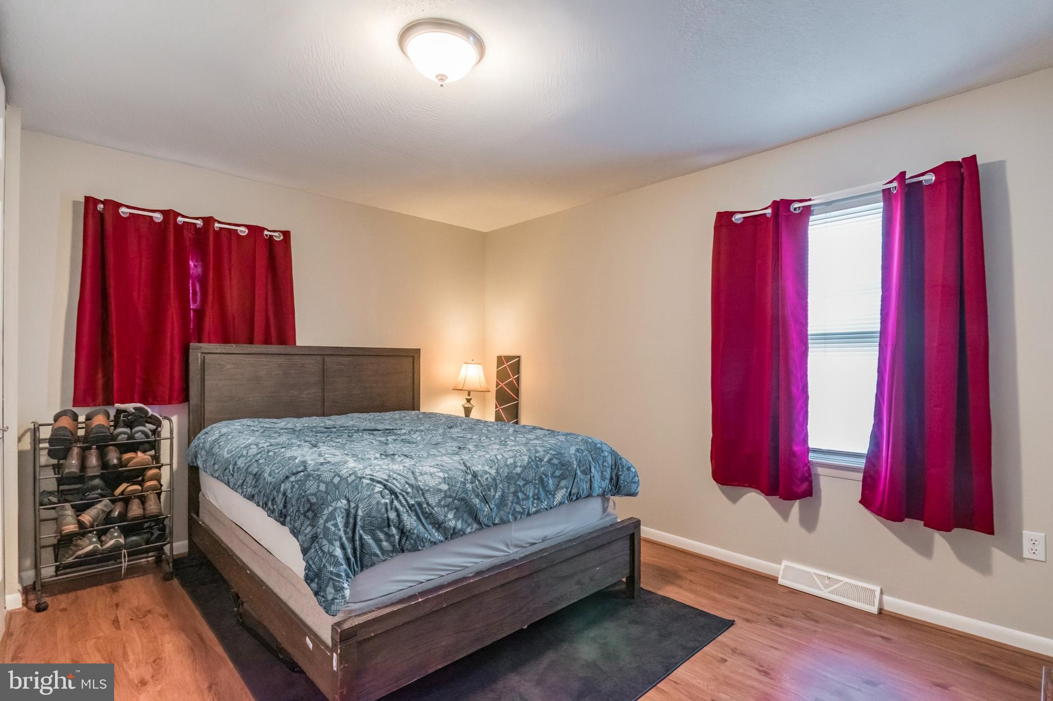 MEADOWBROOK - Residential