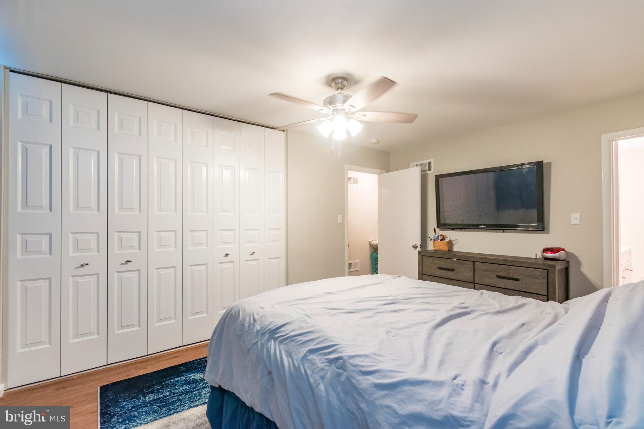 MEADOWBROOK - Residential