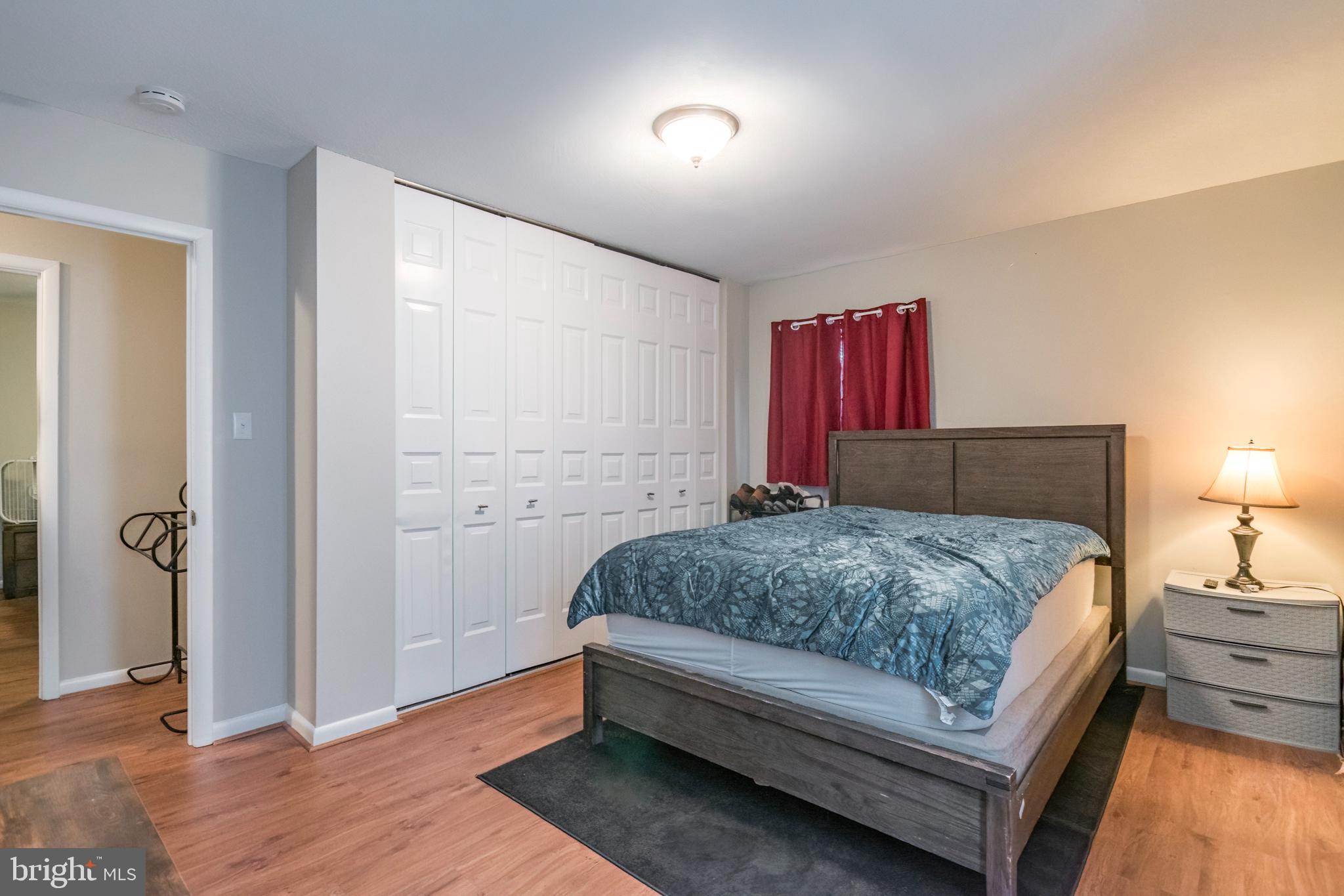 MEADOWBROOK - Residential