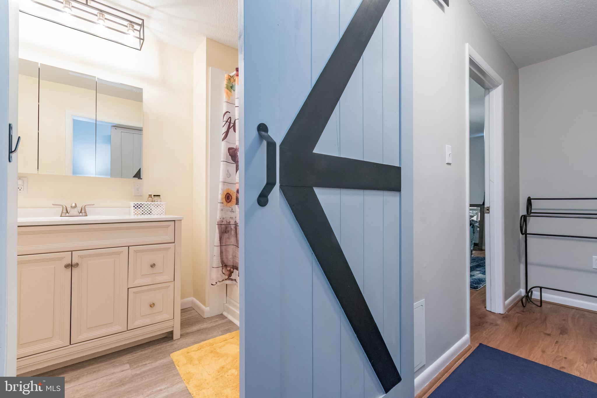 MEADOWBROOK - Residential