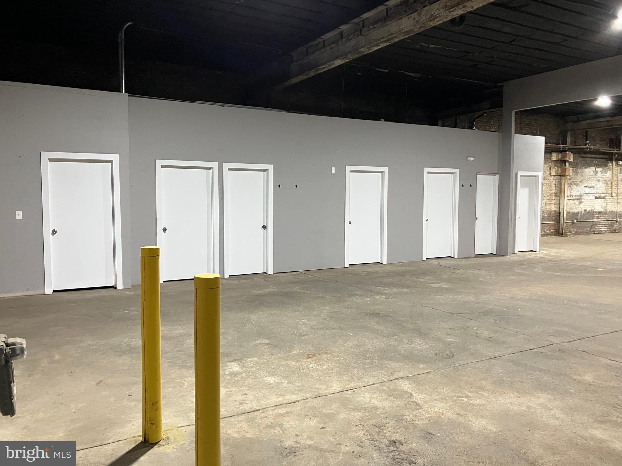 FAIRHILL - Commercial Sale