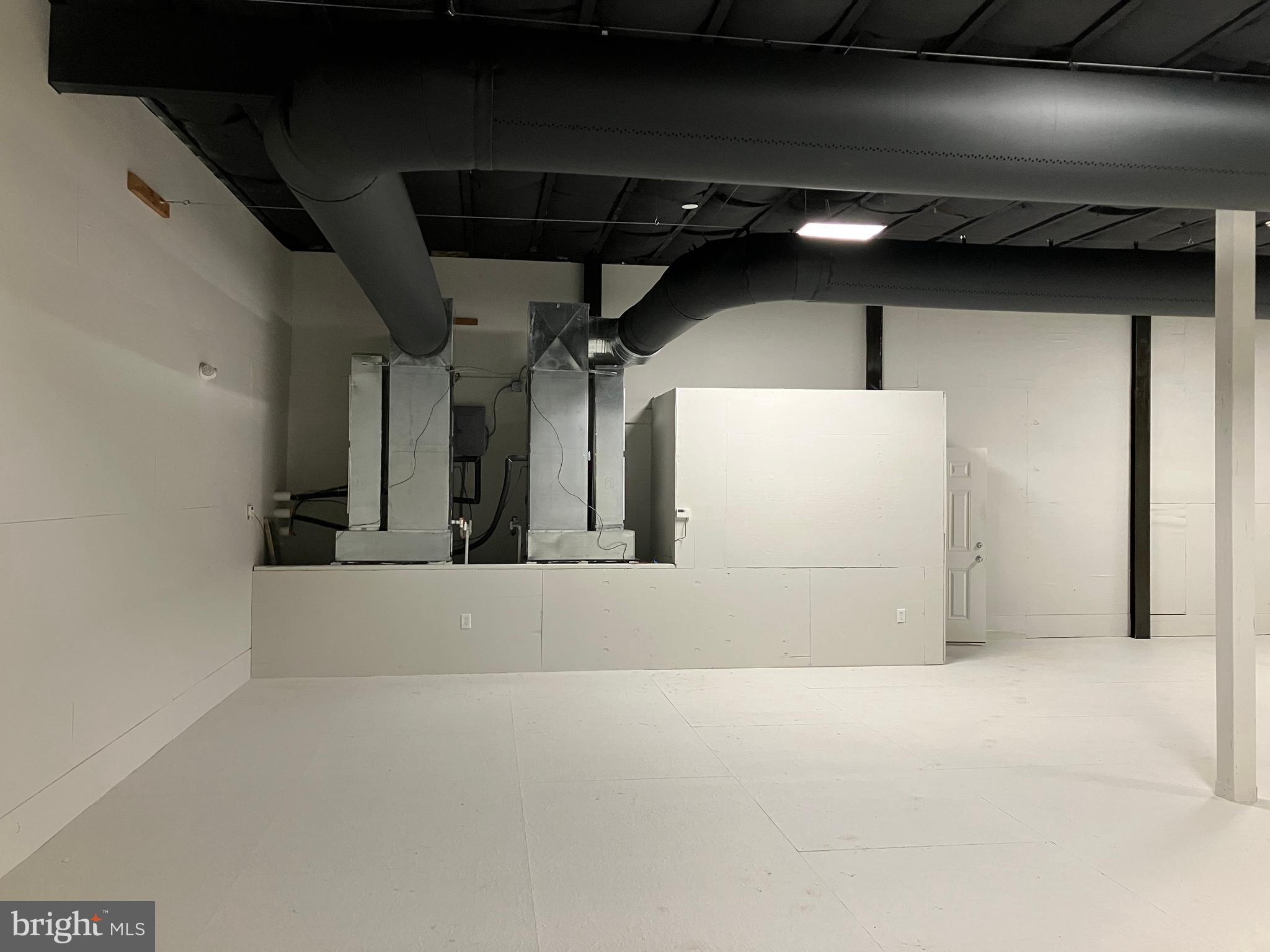 FAIRHILL - Commercial Sale