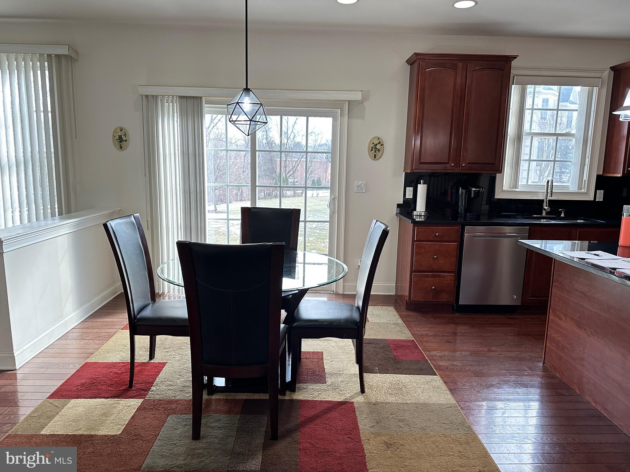 HUNTINGDON VALLEY - Residential