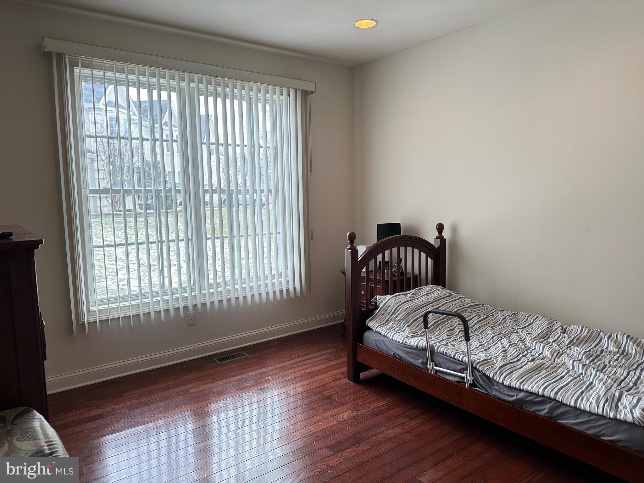 HUNTINGDON VALLEY - Residential