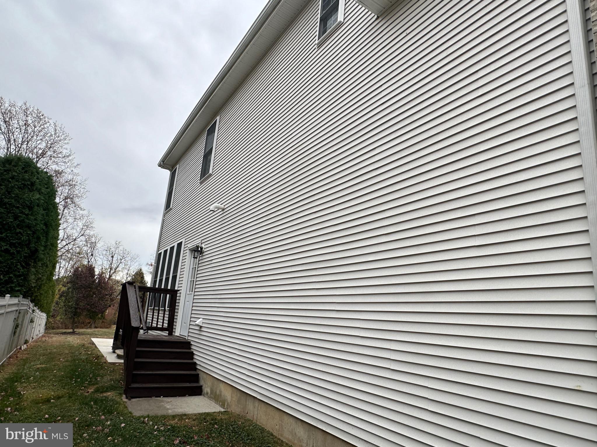 HUNTINGDON VALLEY - Residential