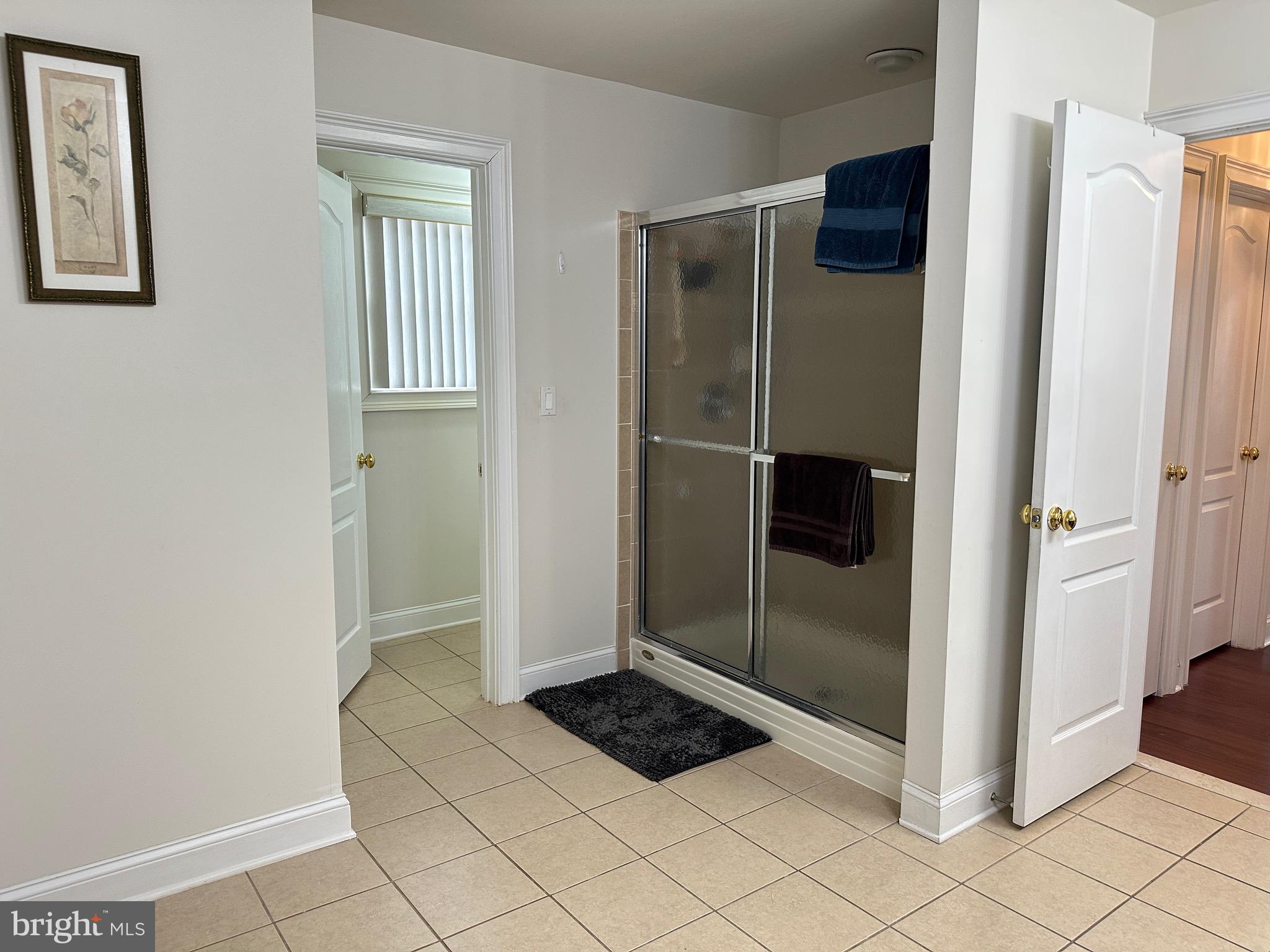 HUNTINGDON VALLEY - Residential