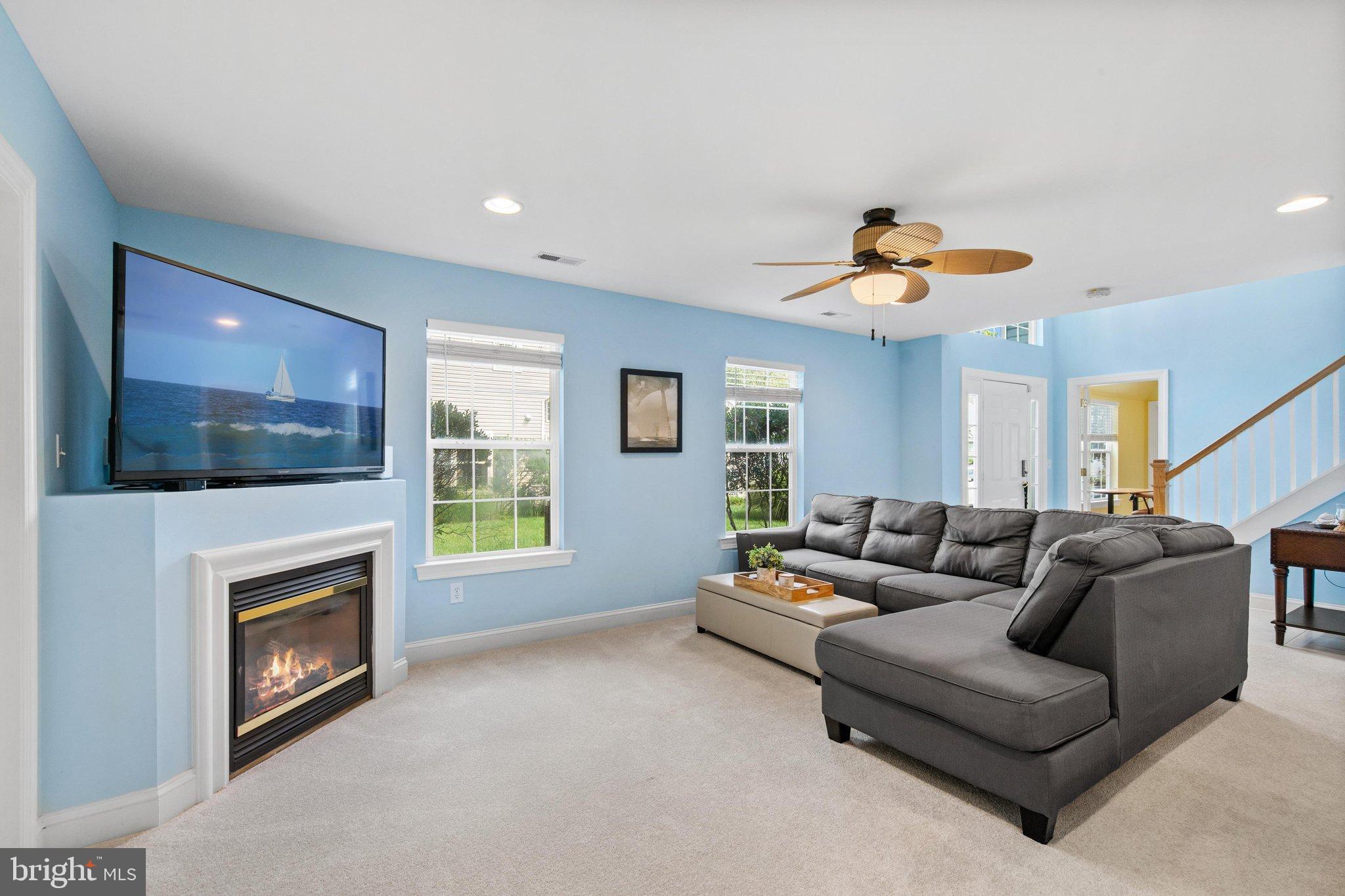17285 QUEEN ANNE WAY