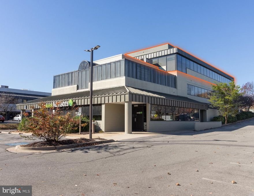 Well located in the Laurel Lakes Corporate Center in the heart of Laurel, MD with direct frontage on Route 1.
Retail space 6,000sf available at 1st Floor.
Office space 400sf - 2,100sf available at 2nd level.