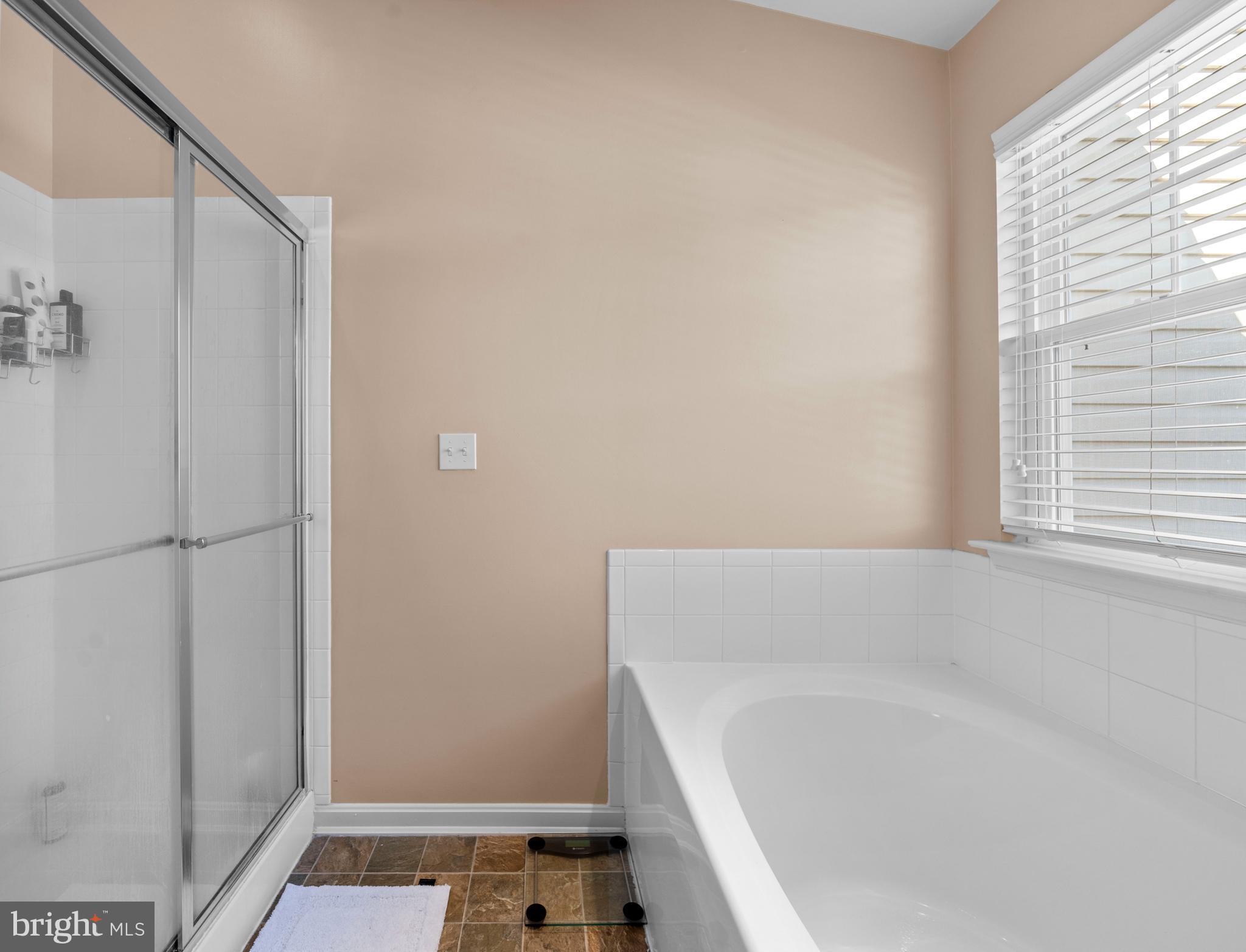 OAK TREE LANDING - Residential