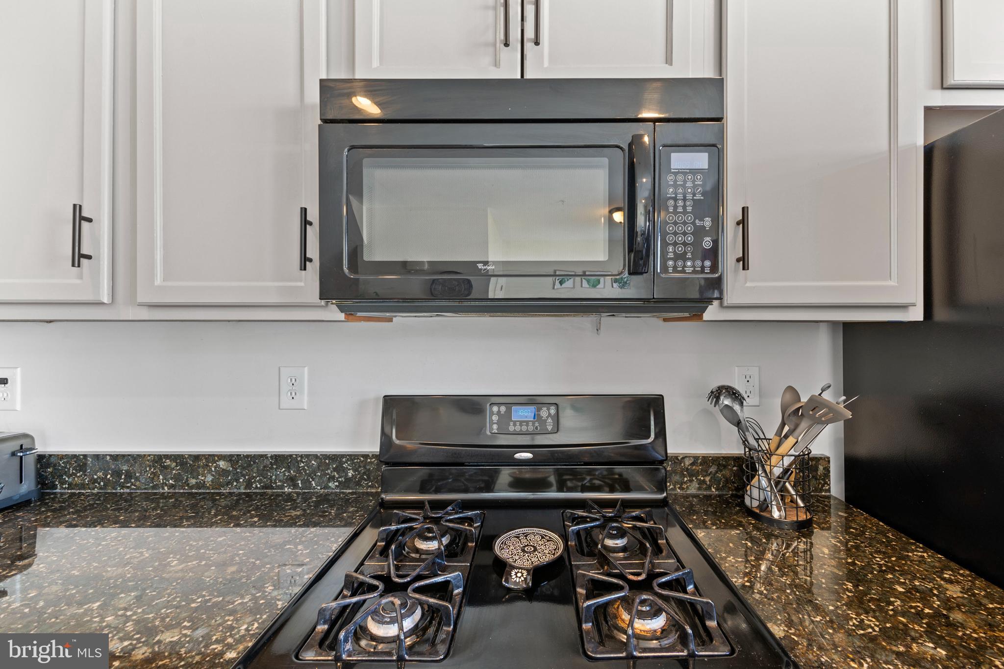 OAK TREE LANDING - Residential