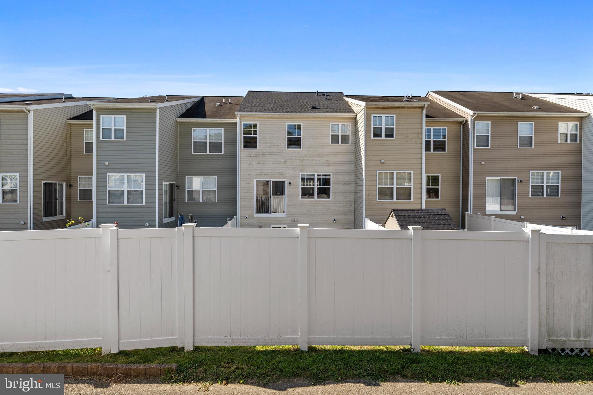 OAK TREE LANDING - Residential