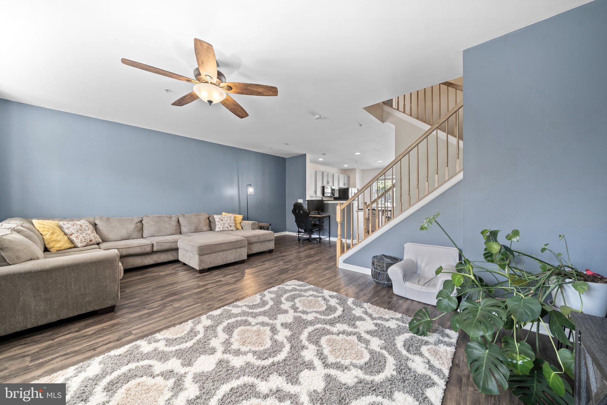 OAK TREE LANDING - Residential